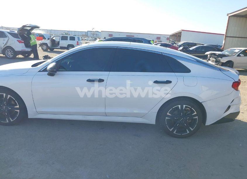 Photo 14 of 2022 Kia K5 GT-LINE (VIN 5XXG64J23NG089623)