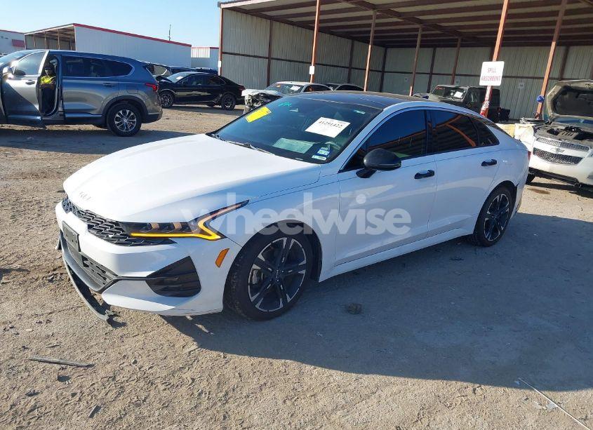 Photo 2 of 2022 Kia K5 GT-LINE (VIN 5XXG64J23NG089623)