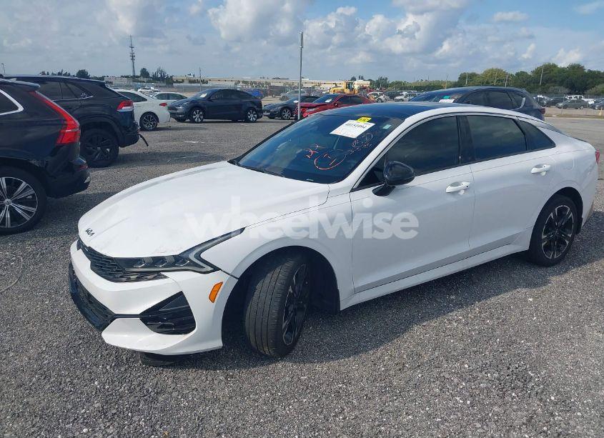 Photo 2 of 2022 Kia K5 GT-LINE (VIN 5XXG64J23NG092697)