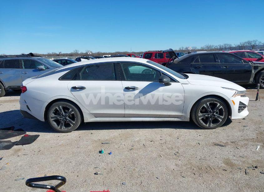 Photo 13 of 2022 Kia K5 GT-LINE (VIN 5XXG64J23NG102967)