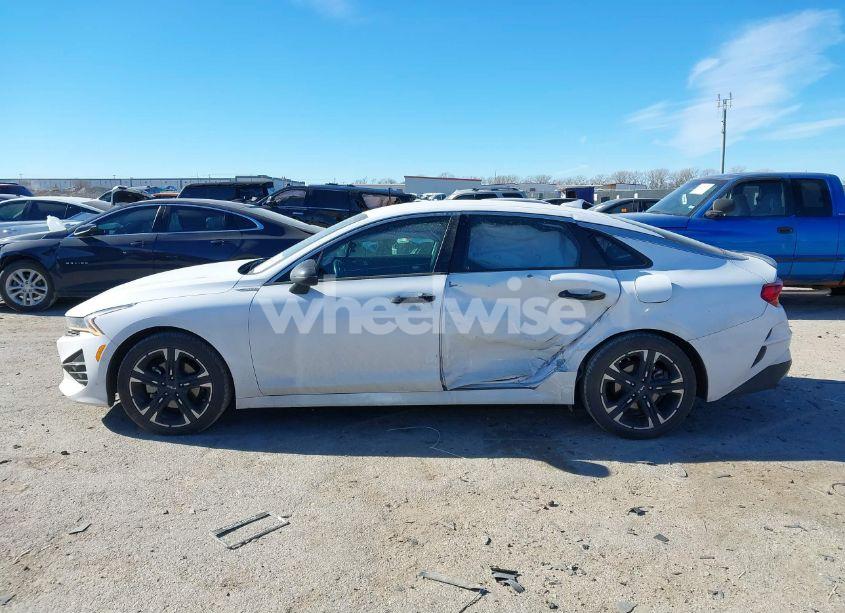 Photo 14 of 2022 Kia K5 GT-LINE (VIN 5XXG64J23NG102967)
