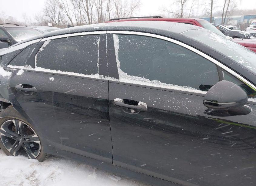 Photo 13 of 2022 Kia K5 GT-LINE (VIN 5XXG64J23NG112382)