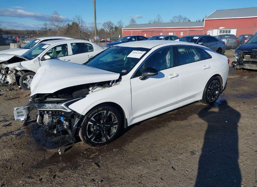 Photo 2 of 2022 Kia K5 GT-LINE (VIN 5XXG64J23NG137668)