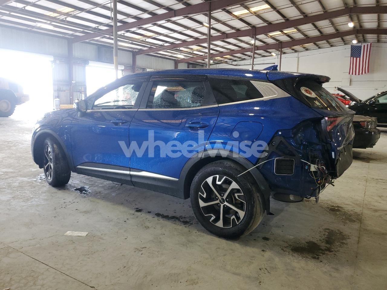 Photo 2 of 2024 KIA SPORTAGE EX (VIN 5XXG64J24MG042700)