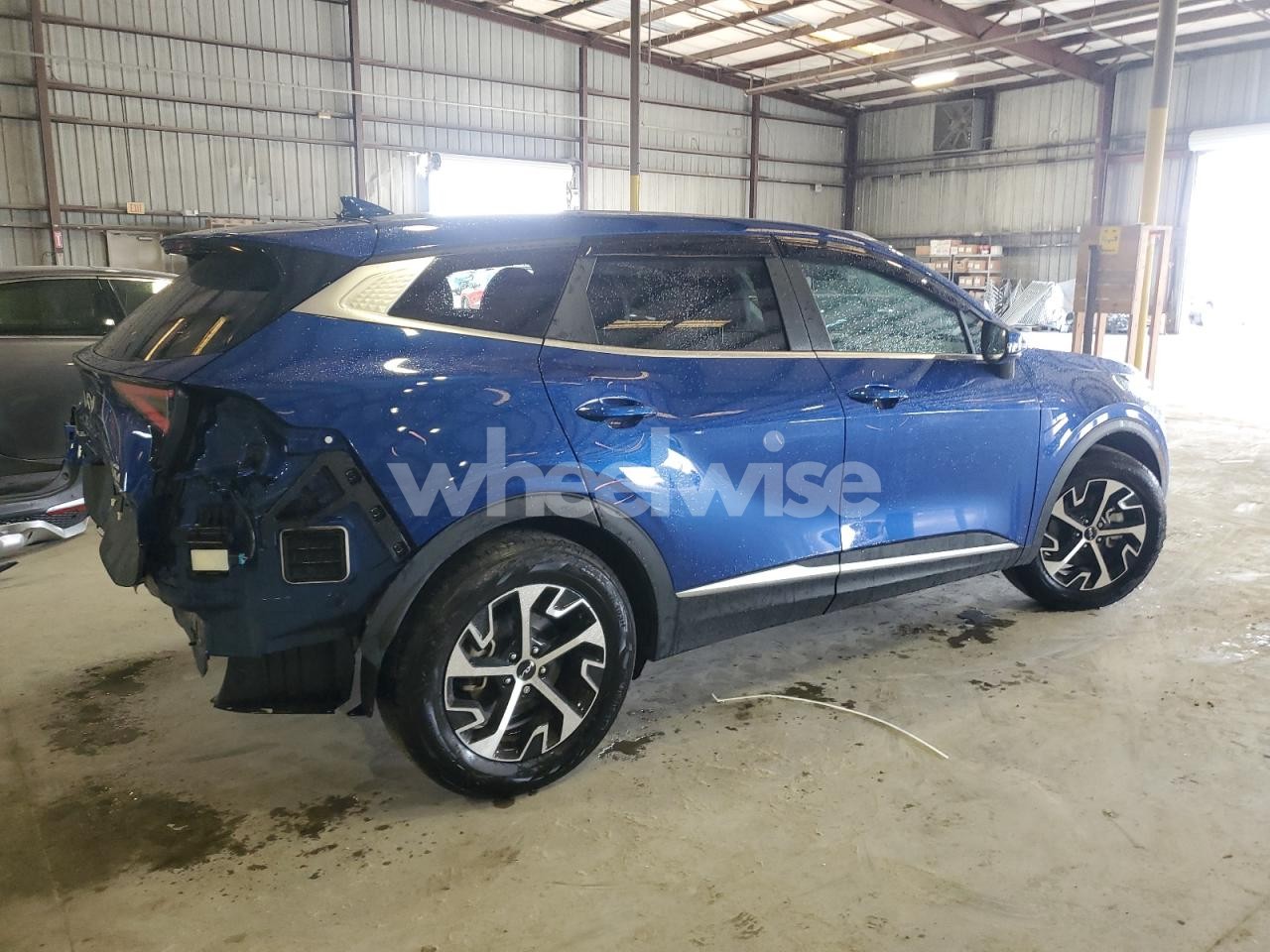 Photo 3 of 2024 KIA SPORTAGE EX (VIN 5XXG64J24MG042700)