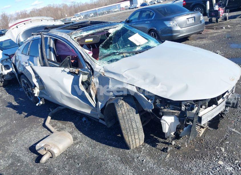 2021 Kia K5 GT-LINE (VIN 5XXG64J24MG047749) main photo