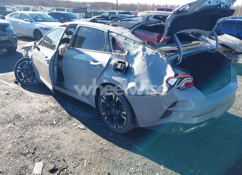 Photo 3 of 2021 Kia K5 GT-LINE (VIN 5XXG64J24MG047749)