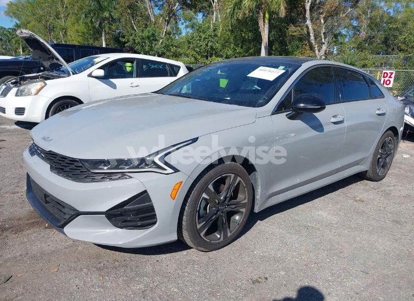 Photo 2 of 2022 Kia K5 GT-LINE (VIN 5XXG64J24NG117073)