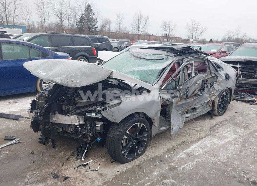 Photo 2 of 2022 Kia K5 GT-LINE (VIN 5XXG64J24NG124900)