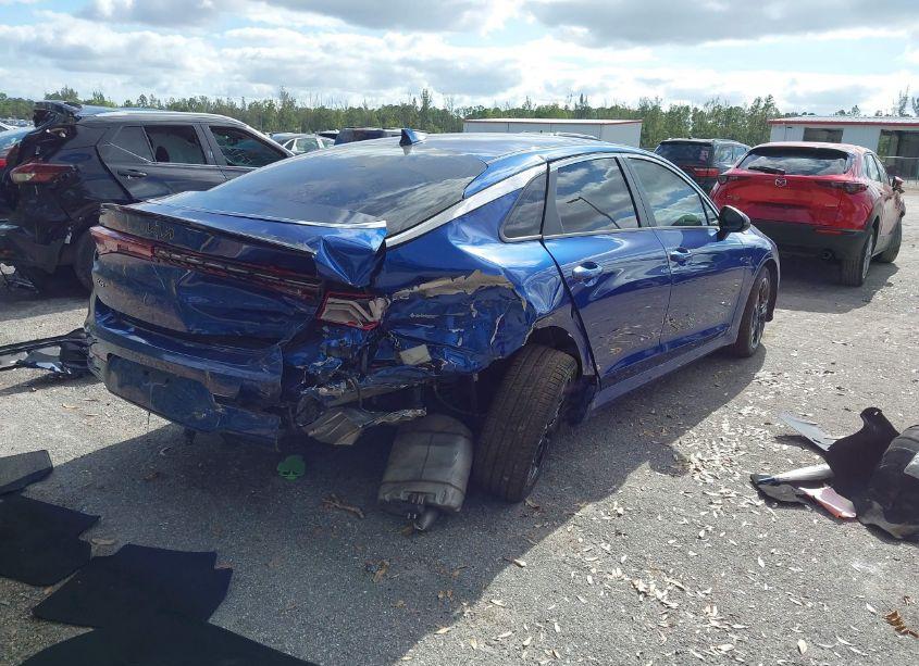 Photo 4 of 2022 Kia K5 GT-LINE (VIN 5XXG64J24NG140644)