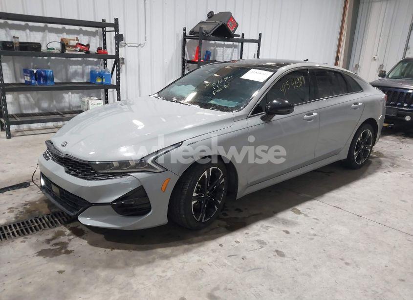 Photo 2 of 2021 Kia K5 GT-LINE (VIN 5XXG64J25MG018566)