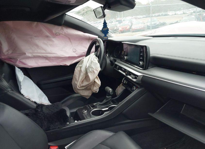 Photo 5 of 2021 Kia K5 GT-LINE (VIN 5XXG64J25MG059201)