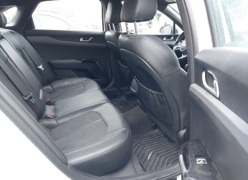 Photo 8 of 2021 Kia K5 GT-LINE (VIN 5XXG64J25MG063443)