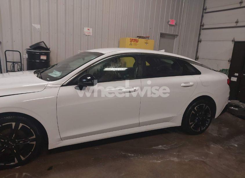 Photo 14 of 2024 Kia K5 GT-LINE (VIN 5XXG64J25RG228527)