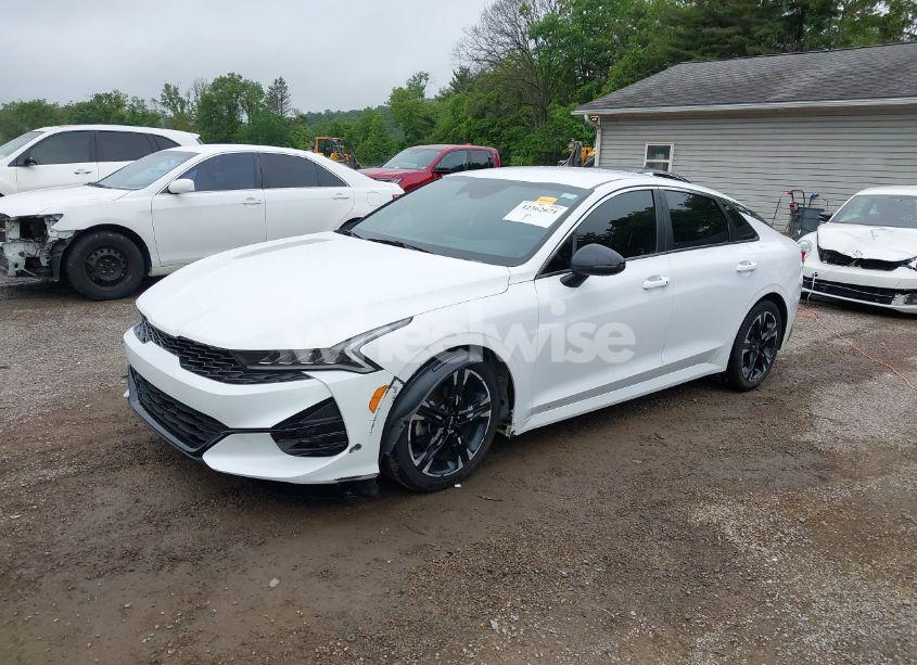 Photo 2 of 2022 Kia K5 GT-LINE (VIN 5XXG64J26NG095240)