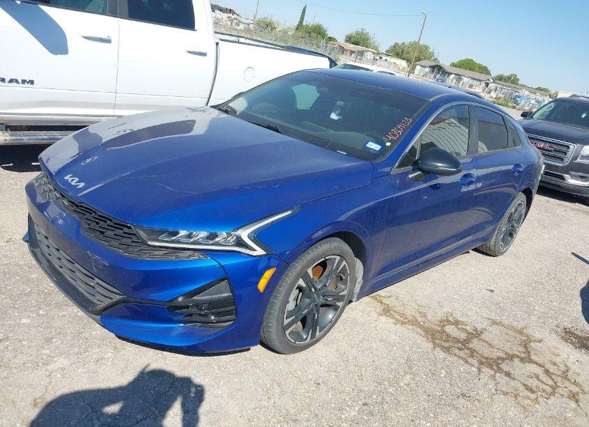 Photo 2 of 2022 Kia K5 GT-LINE (VIN 5XXG64J26NG107984)