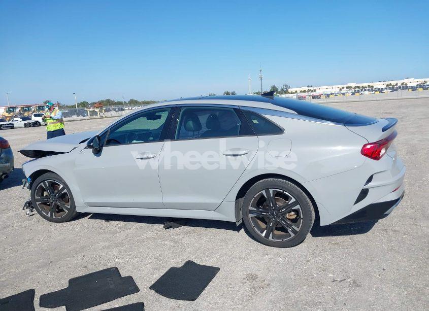 Photo 14 of 2022 Kia K5 GT-LINE (VIN 5XXG64J26NG118497)