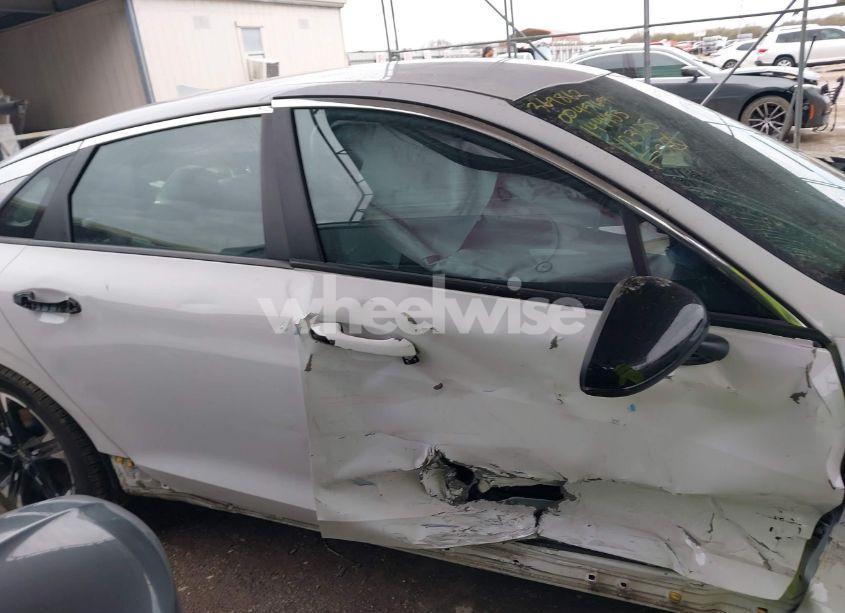 Photo 14 of 2022 Kia K5 GT-LINE (VIN 5XXG64J26NG144453)