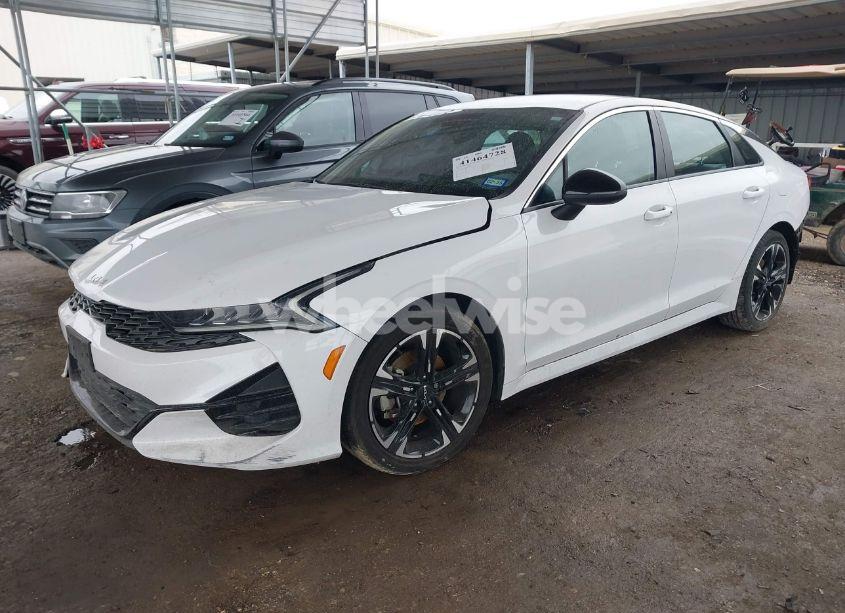 Photo 2 of 2022 Kia K5 GT-LINE (VIN 5XXG64J26NG144453)