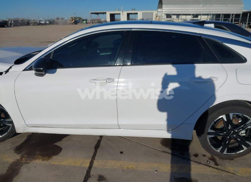 Photo 15 of 2023 Kia K5 GT-LINE (VIN 5XXG64J27PG174273)