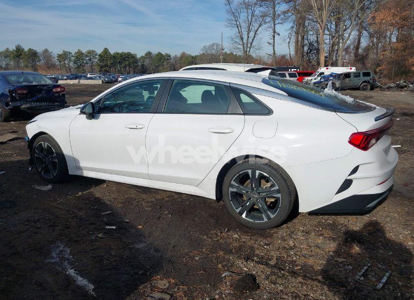 Photo 3 of 2024 Kia K5 GT-LINE (VIN 5XXG64J27RG262758)