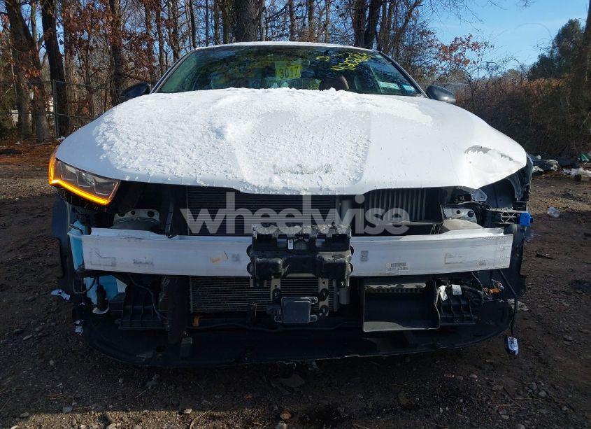 Photo 6 of 2024 Kia K5 GT-LINE (VIN 5XXG64J27RG262758)