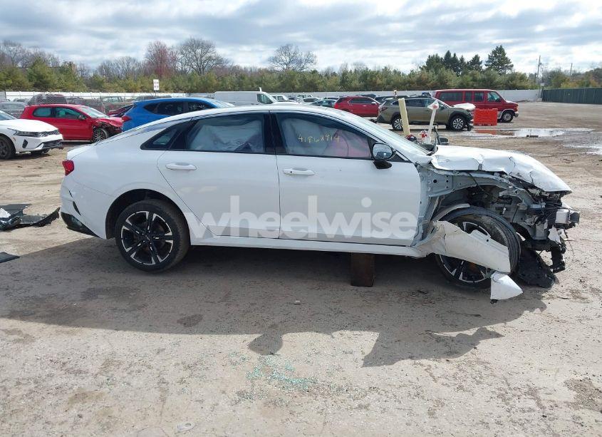 Photo 13 of 2024 Kia K5 GT-LINE (VIN 5XXG64J27RG263411)