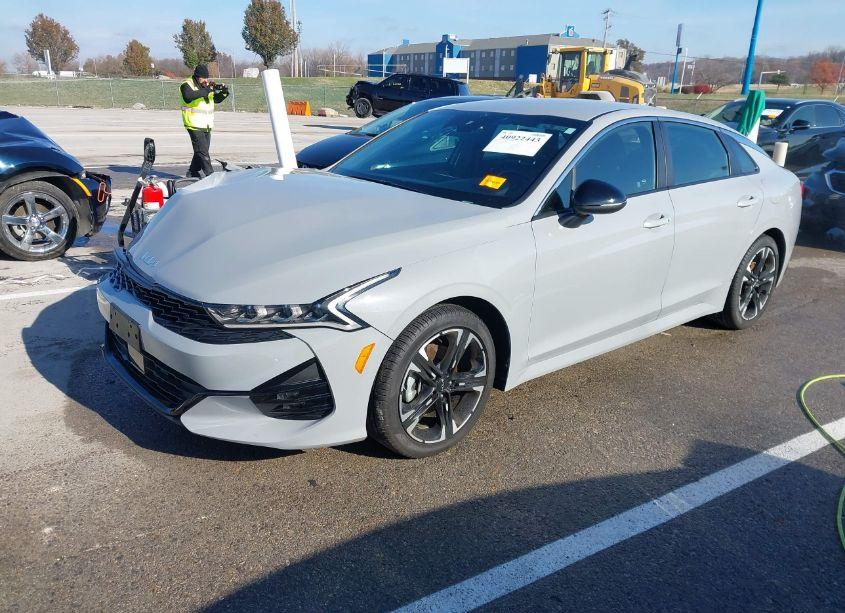 Photo 2 of 2024 Kia K5 GT-LINE (VIN 5XXG64J28RG232233)