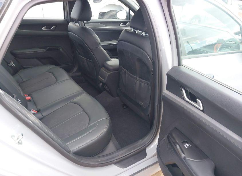 Photo 8 of 2024 Kia K5 GT-LINE (VIN 5XXG64J28RG266785)