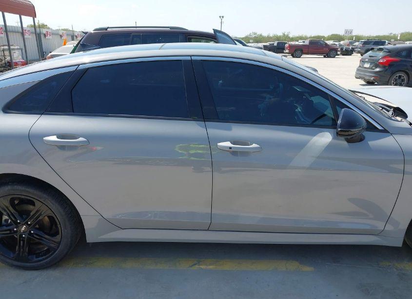 Photo 13 of 2022 Kia K5 GT-LINE (VIN 5XXG64J29NG108238)