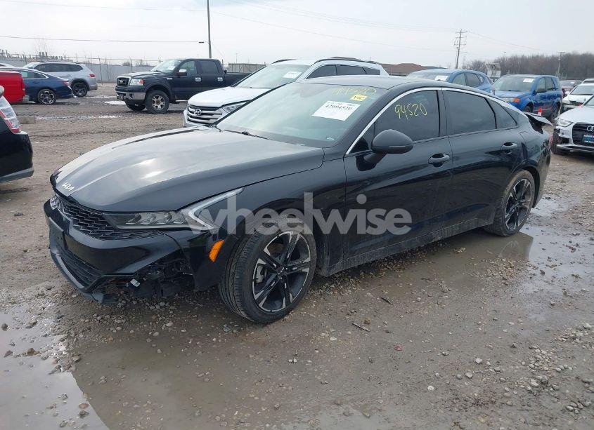 Photo 2 of 2022 Kia K5 GT-LINE (VIN 5XXG64J29NG115786)