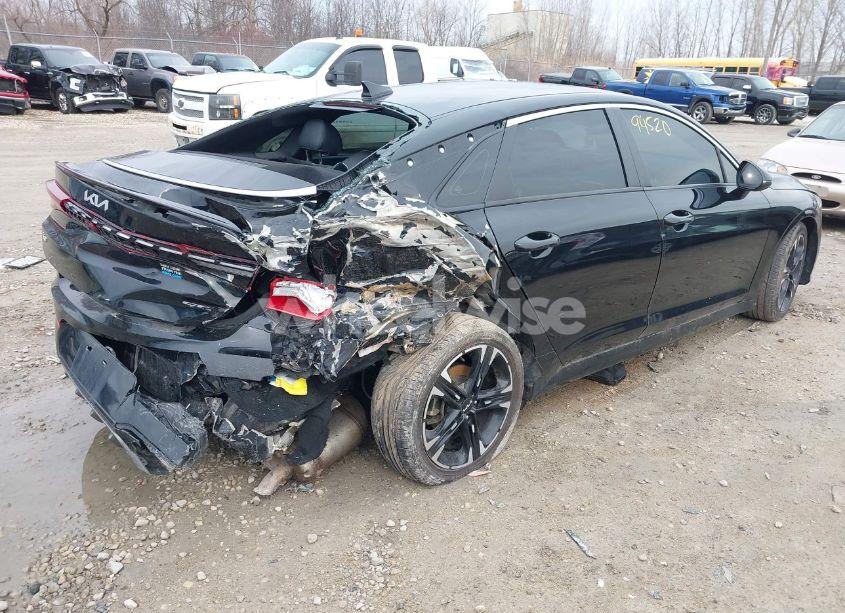 Photo 4 of 2022 Kia K5 GT-LINE (VIN 5XXG64J29NG115786)