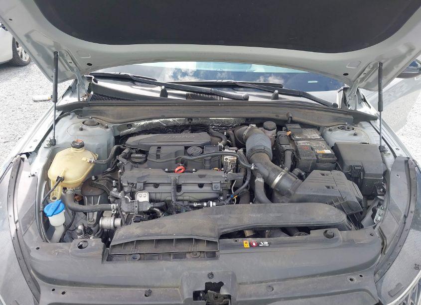 Photo 10 of 2022 Kia K5 GT-LINE (VIN 5XXG64J29NG151932)