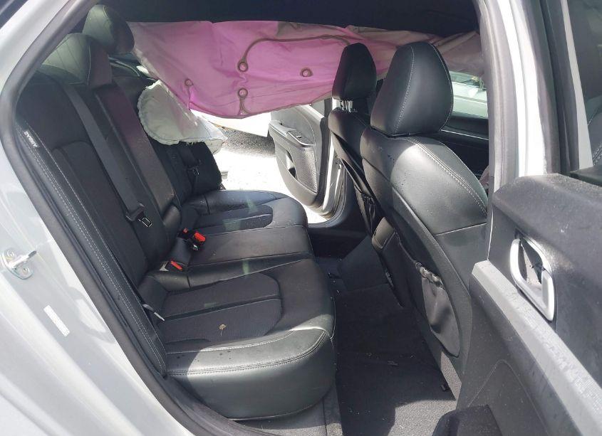 Photo 8 of 2022 Kia K5 GT-LINE (VIN 5XXG64J29NG151932)