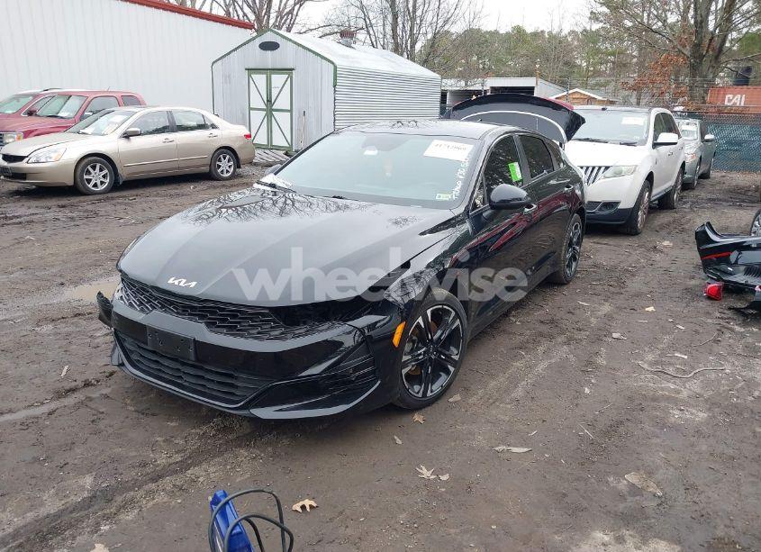 Photo 2 of 2022 Kia K5 GT-LINE (VIN 5XXG64J29NG158346)