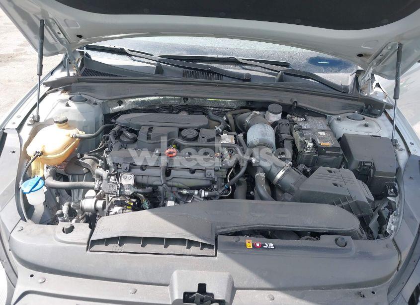 Photo 10 of 2024 Kia K5 GT-LINE (VIN 5XXG64J29RG243547)