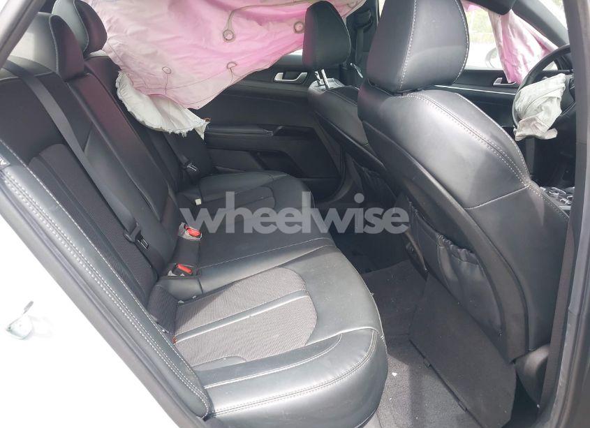 Photo 8 of 2024 Kia K5 GT-LINE (VIN 5XXG64J29RG243547)