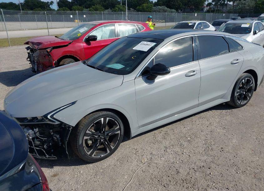 Photo 2 of 2022 Kia K5 GT-LINE (VIN 5XXG64J2XNG092020)