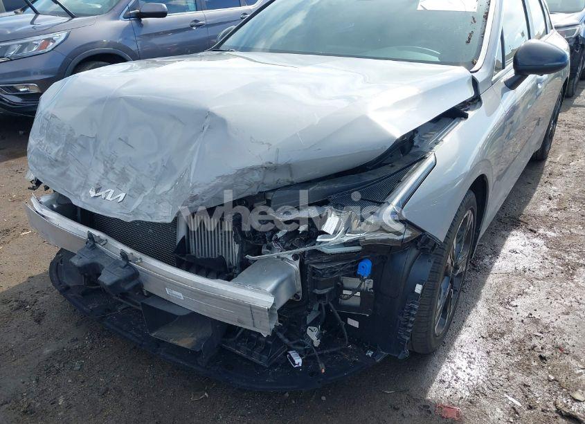 Photo 6 of 2022 Kia K5 GT-LINE (VIN 5XXG64J2XNG165726)