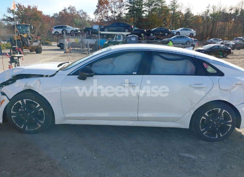 Photo 14 of 2023 Kia K5 GT-LINE (VIN 5XXG64J2XPG175997)