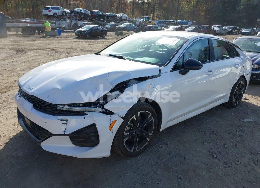 Photo 2 of 2023 Kia K5 GT-LINE (VIN 5XXG64J2XPG175997)