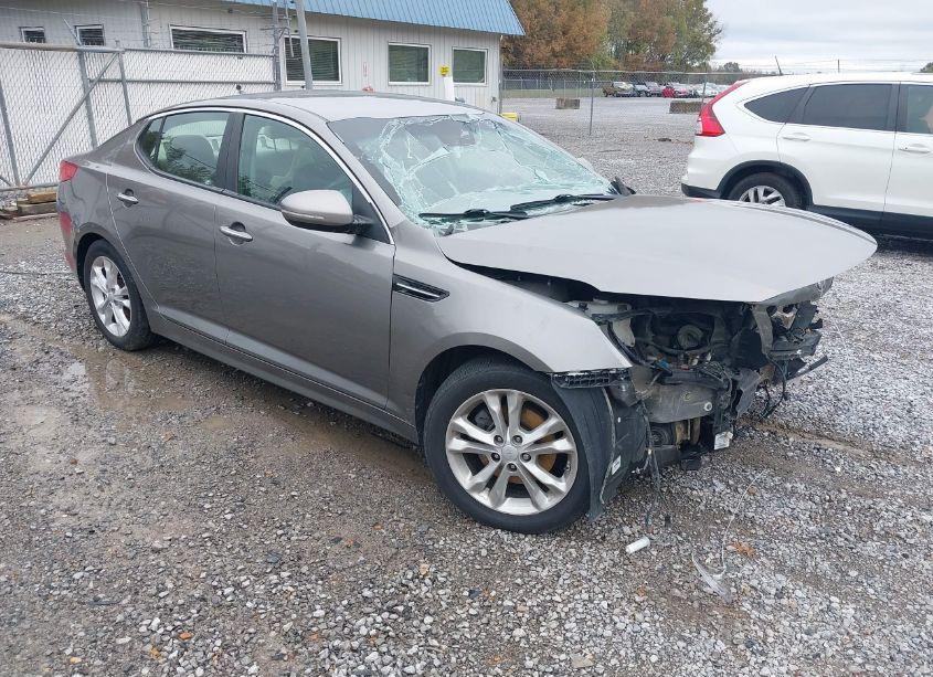 2012 Kia Optima LX (VIN 5XXGM4A70CG038076) main photo