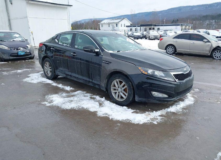2012 Kia Optima LX (VIN 5XXGM4A70CG049692) main photo