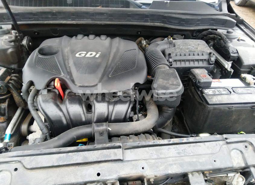 Photo 10 of 2012 Kia Optima LX (VIN 5XXGM4A70CG055363)