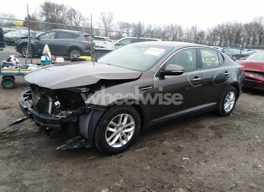 Photo 2 of 2012 Kia Optima LX (VIN 5XXGM4A70CG055363)