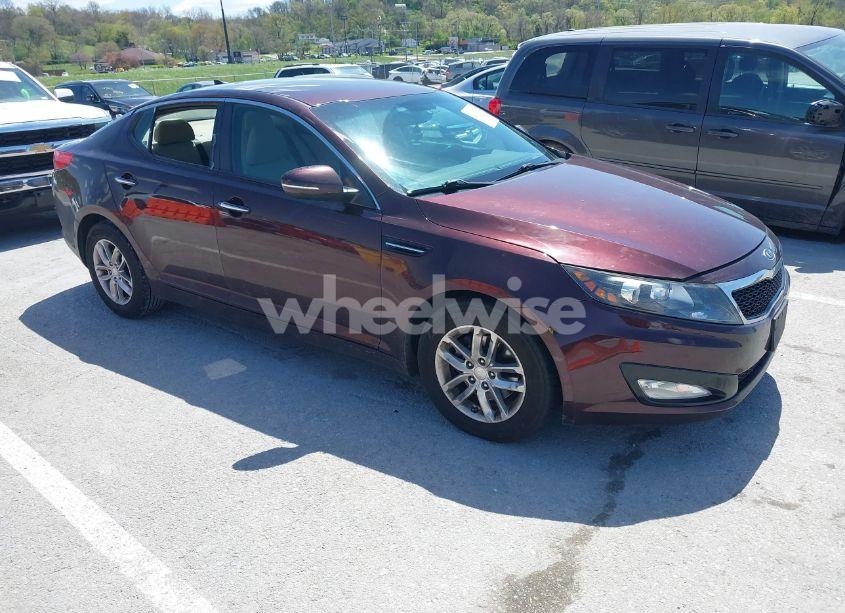 2012 Kia Optima LX (VIN 5XXGM4A70CG063026) main photo