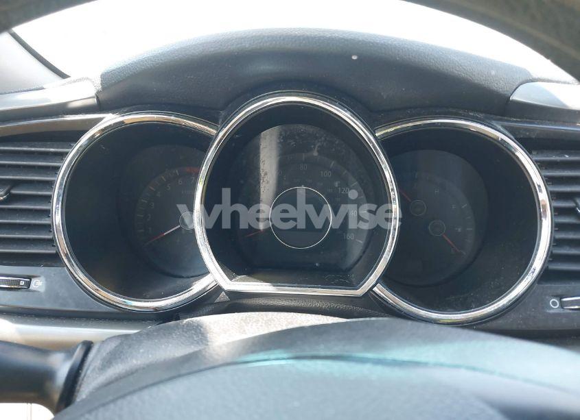 Photo 7 of 2012 Kia Optima LX (VIN 5XXGM4A70CG063026)