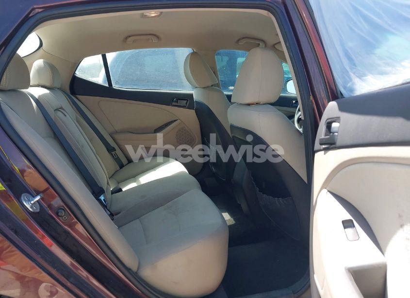 Photo 8 of 2012 Kia Optima LX (VIN 5XXGM4A70CG063026)