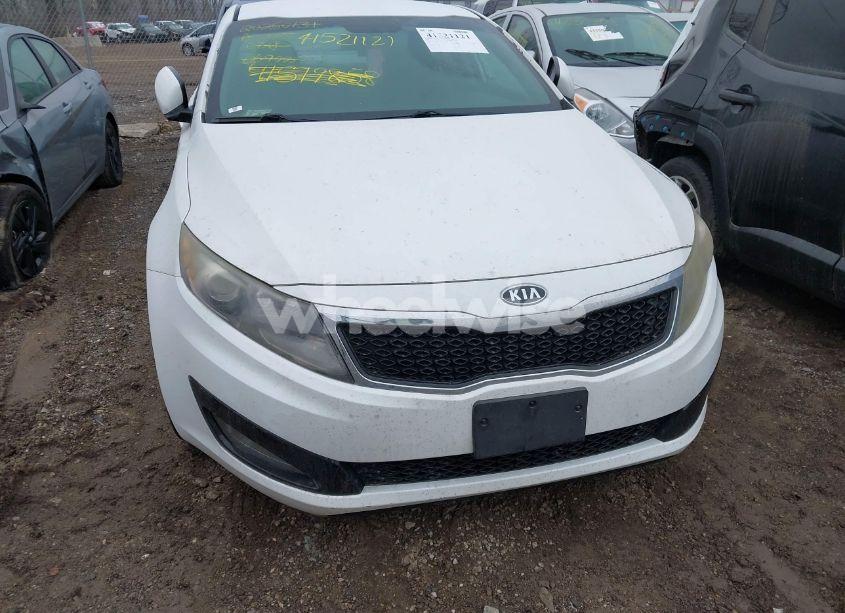 Photo 6 of 2012 Kia Optima LX (VIN 5XXGM4A70CG069005)
