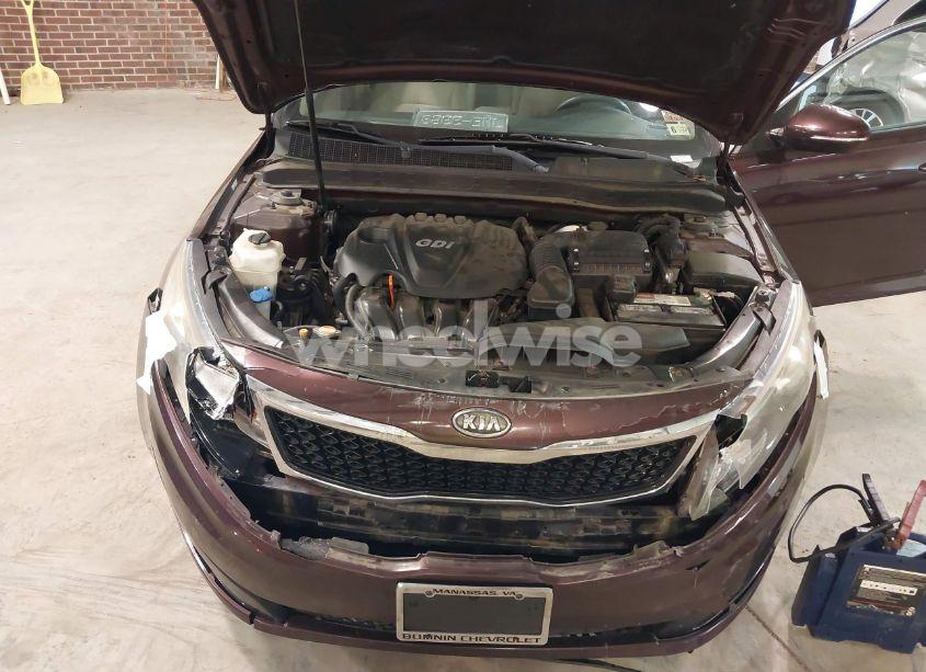 Photo 10 of 2012 Kia Optima LX (VIN 5XXGM4A70CG077105)